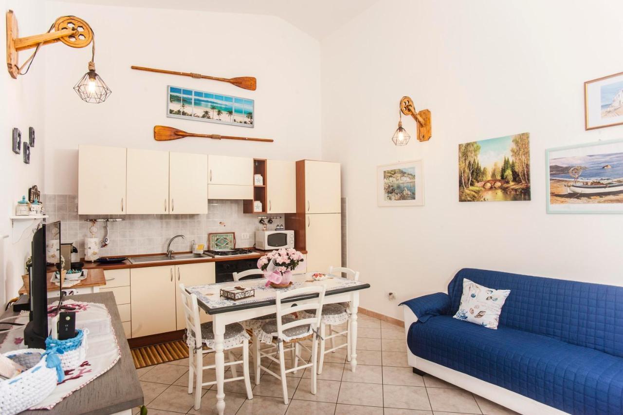 Casa Vacanze Luna بولا المظهر الخارجي الصورة