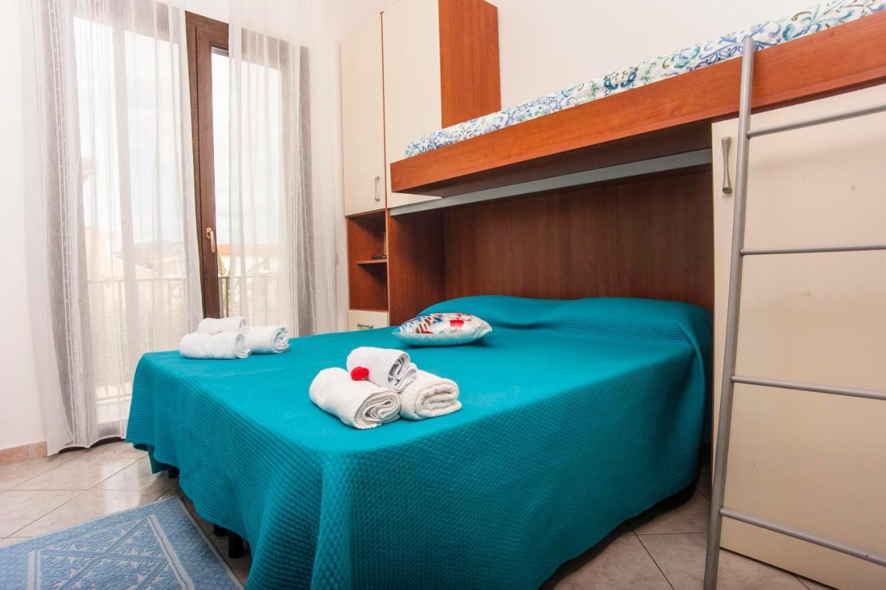 Casa Vacanze Luna بولا المظهر الخارجي الصورة